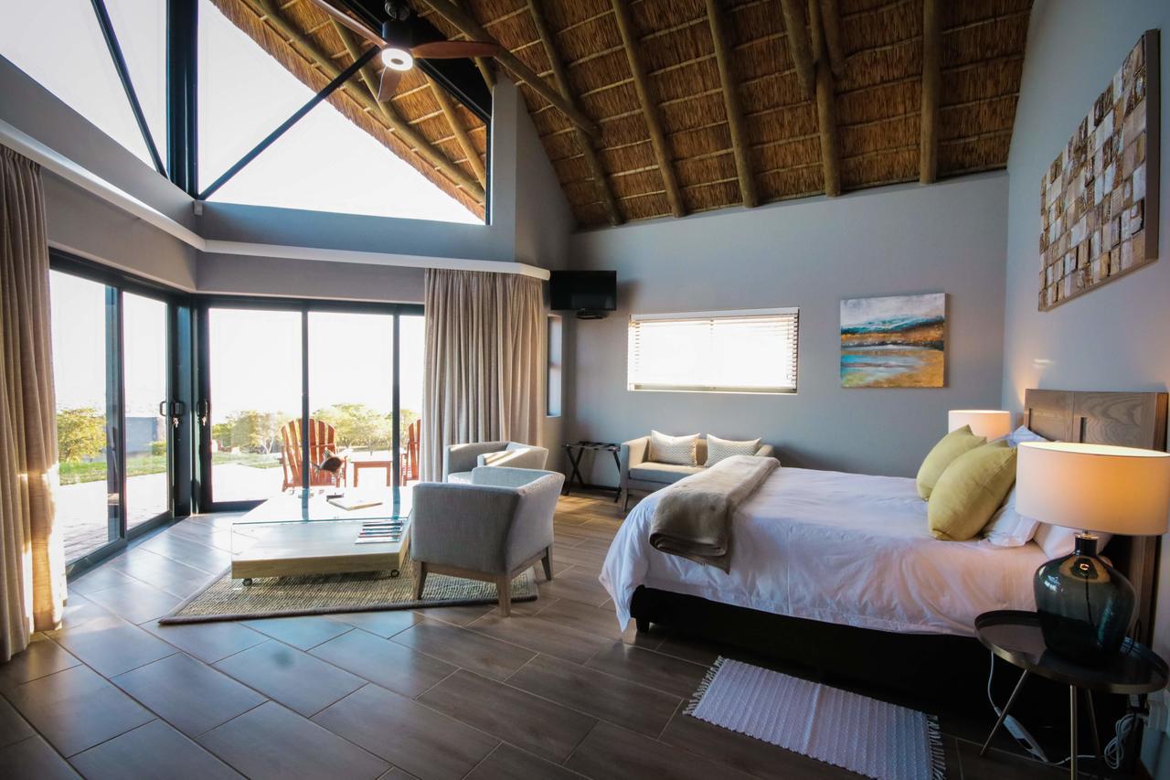 Jbay Zebra Lodge Longmore Exterior photo